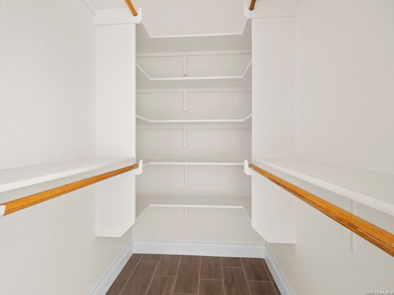 Spacious, unfurnished interior of a new home in , Elmendorf (Image 49).
