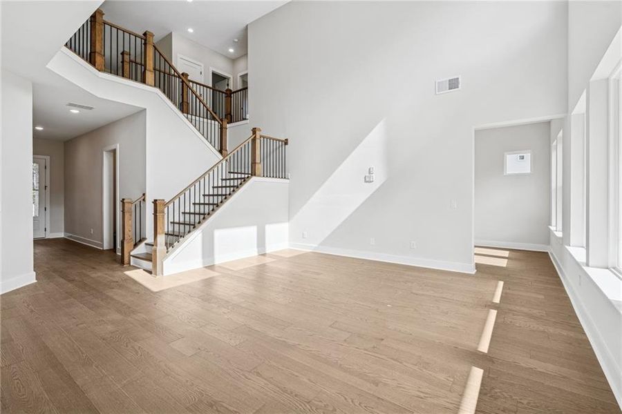 Spacious, unfurnished interior of a new home in Settingdown Farms, Cumming (Image 13).