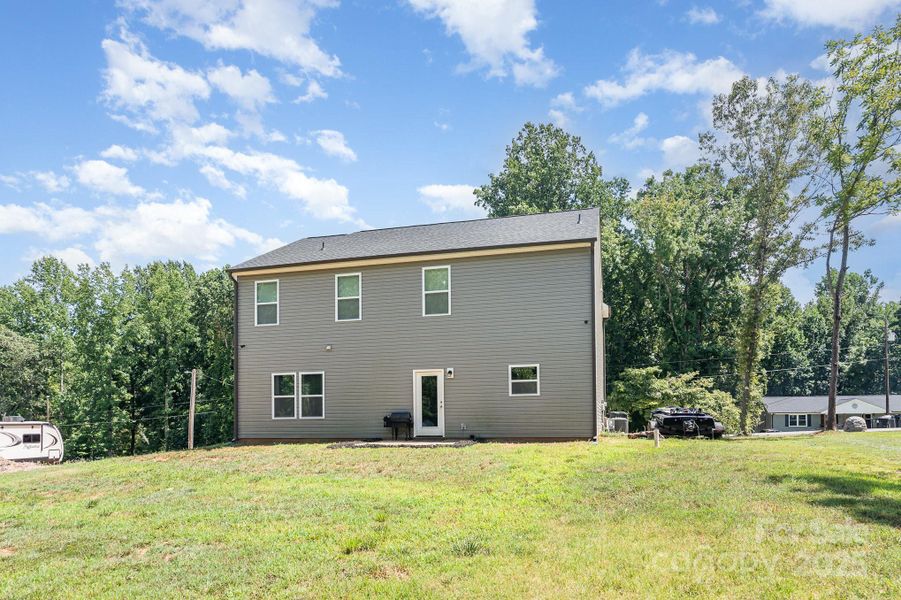 Front exterior of a new home in , Gastonia, NC, highlighting curb appeal (Image 22). Front exterior of a new home in , Gastonia, NC, highlighting curb appeal (Image 22).
