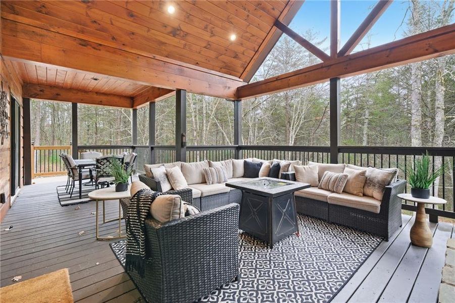 Image 31 of a home in . Image 31 of a home in .