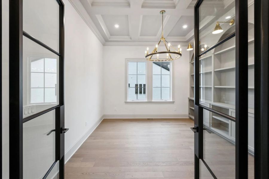 The Elmsley E Home Office