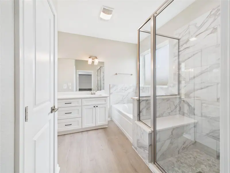 Furnished interior view inside a new home in , Santa Fe (Image 9). Furnished interior view inside a new home in , Santa Fe (Image 9).