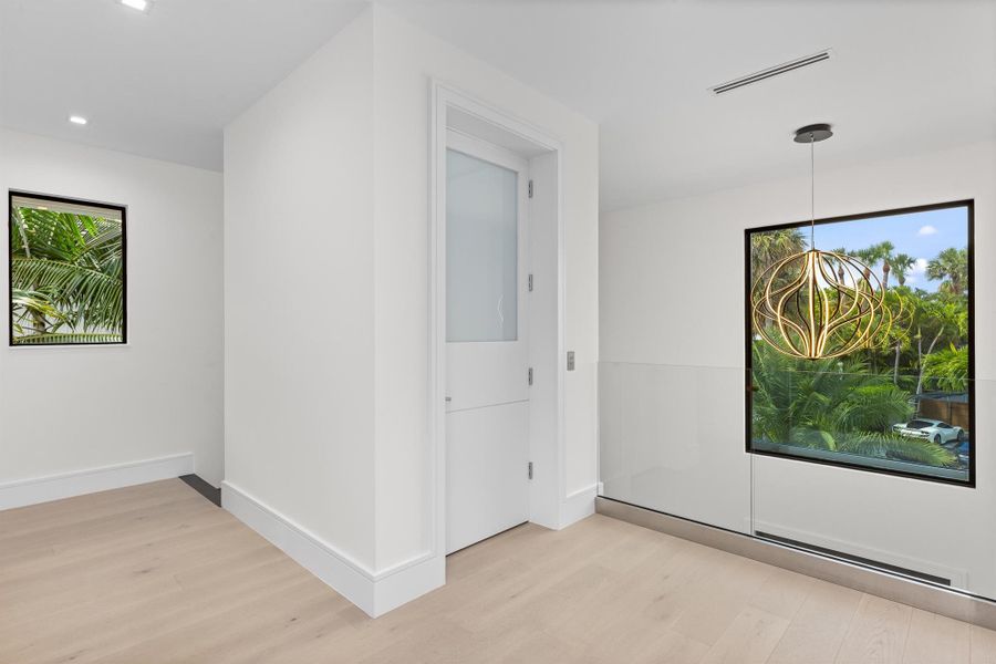 Spacious, unfurnished interior of a new home in , Boca Raton (Image 17). Spacious, unfurnished interior of a new home in , Boca Raton (Image 17).