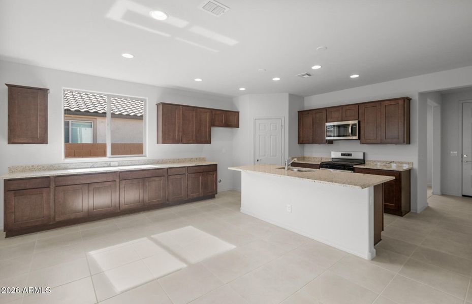 Cafe/Kitchen Cafe/Kitchen