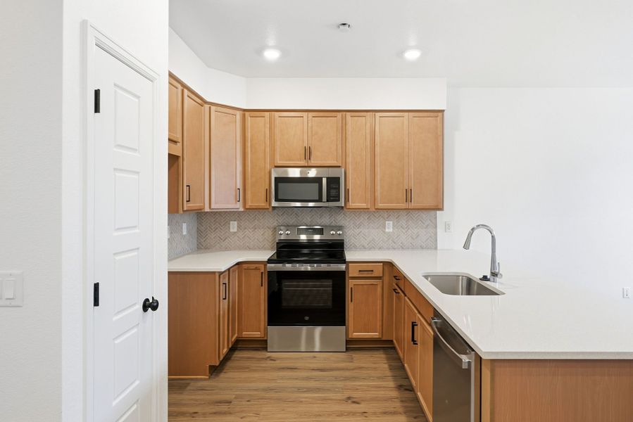 Furnished interior view inside a new home in Trailstone Townhomes - The Westerly Collection, Arvada (Image 7).