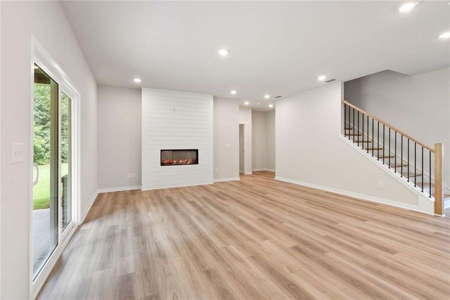 Spacious, unfurnished interior of a new home in Windsong Estates, McDonough (Image 30). Spacious, unfurnished interior of a new home in Windsong Estates, McDonough (Image 30).