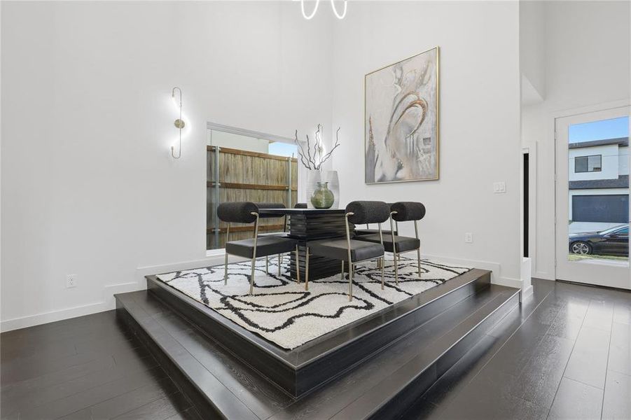 Furnished interior view inside a new home in , Dallas (Image 18).