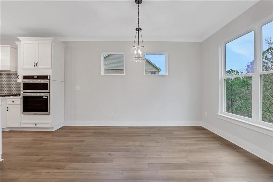 Spacious, unfurnished interior of a new home in Cambridge, Flowery Branch (Image 19). Spacious, unfurnished interior of a new home in Cambridge, Flowery Branch (Image 19).