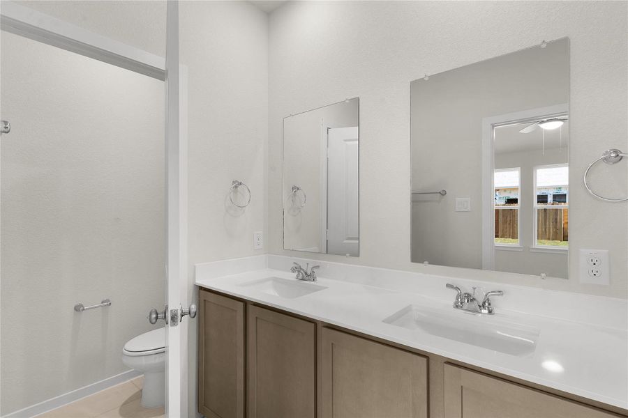 *PHOTO IS REPRESENTATIVE OF FLOORPLAN ONLY* *PHOTO IS REPRESENTATIVE OF FLOORPLAN ONLY*