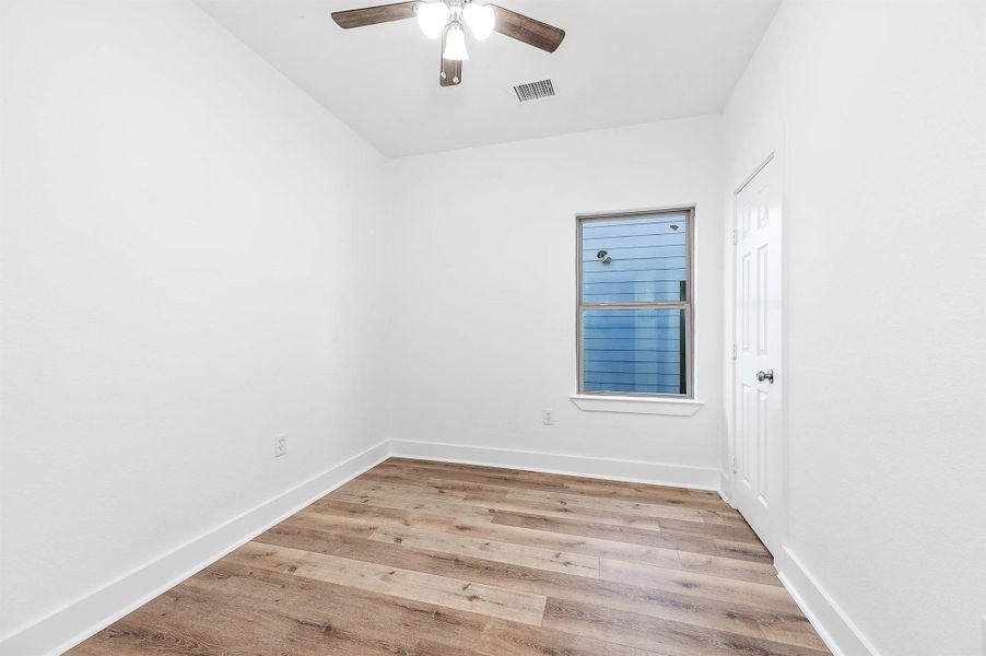 Spacious, unfurnished interior of a new home in , Montgomery (Image 16).