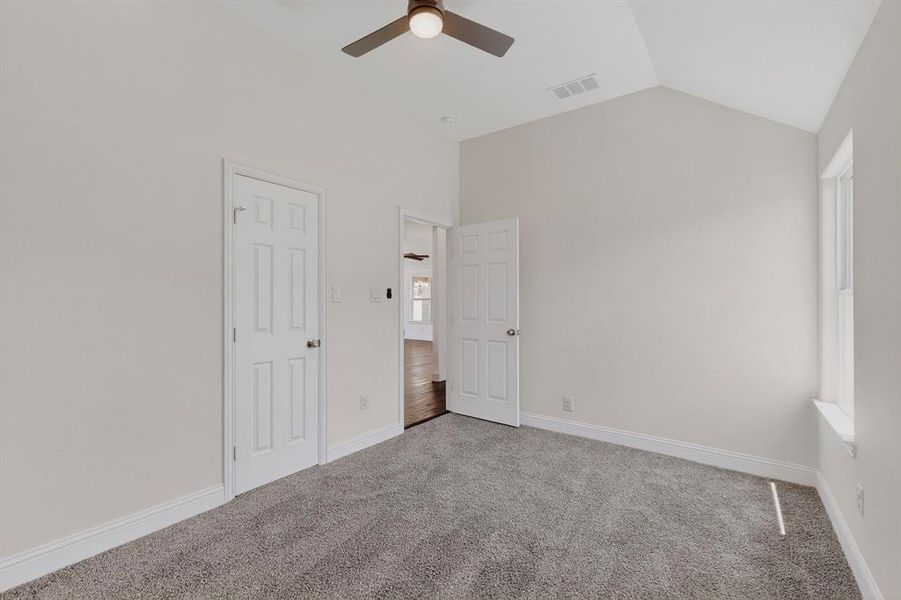 Spacious, unfurnished interior of a new home in , Ferris (Image 24).