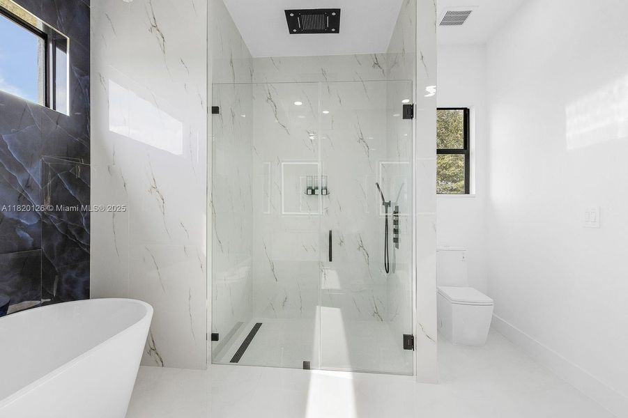 Furnished interior view inside a new home in , Cape Coral (Image 45).