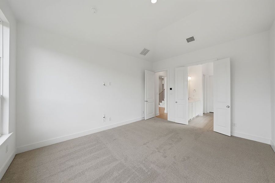 Spacious, unfurnished interior of a new home in Solterra Texas, Mesquite (Image 28). Spacious, unfurnished interior of a new home in Solterra Texas, Mesquite (Image 28).