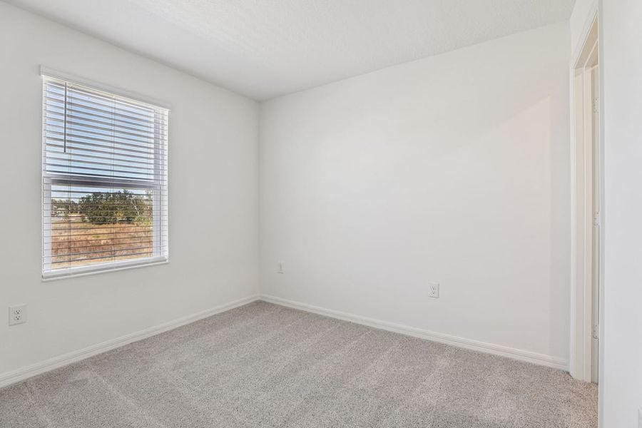Spacious, unfurnished interior of a new home in Reserve at Forest Lake Townhomes, Lake Wales (Image 17).