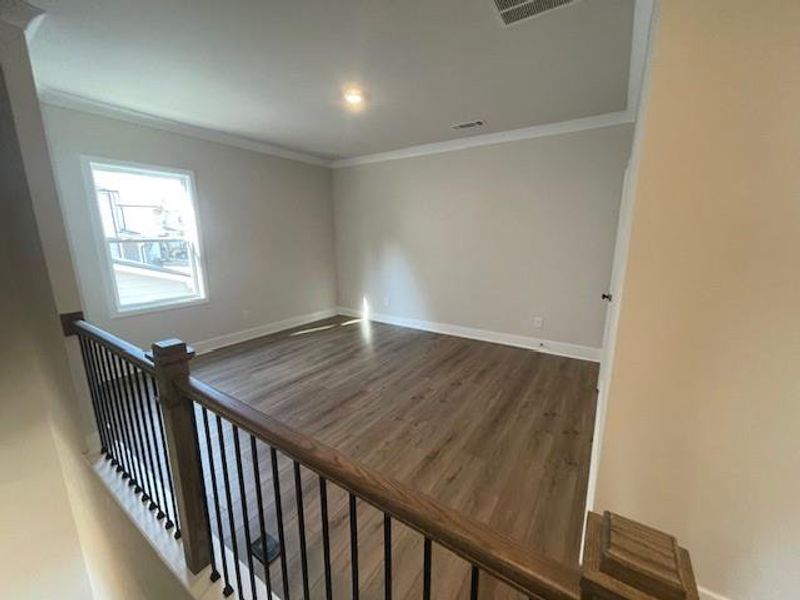 Spacious, unfurnished interior of a new home in , Gainesville (Image 25).