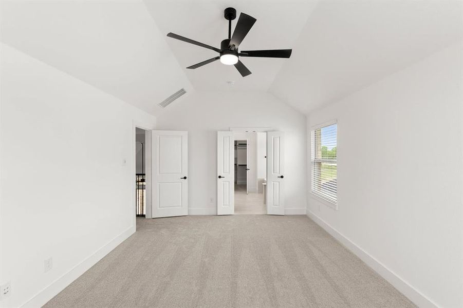 Spacious, unfurnished interior of a new home in Summit Parks, DeSoto (Image 30).