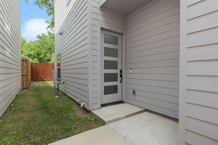 Exterior details and patio area of a home in , Houston (Image 3). Exterior details and patio area of a home in , Houston (Image 3).