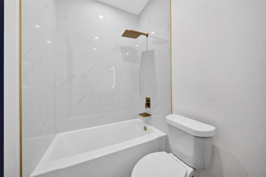 Furnished interior view inside a new home in , Houston (Image 19).