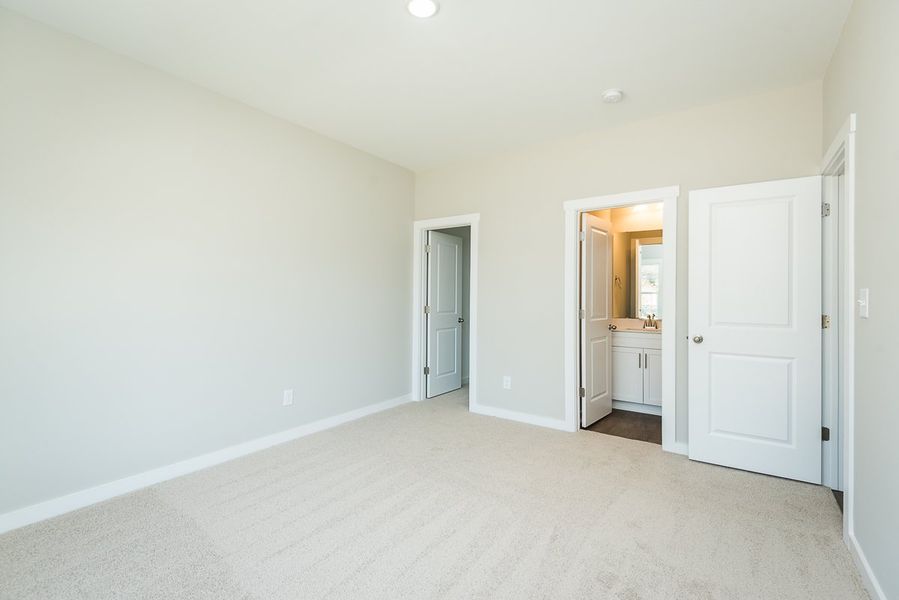 Representative unfurnished interior of a home built from the Camden A by Foundation Home Builders LLC in Pinnix Loop, Burlington (Image 18).