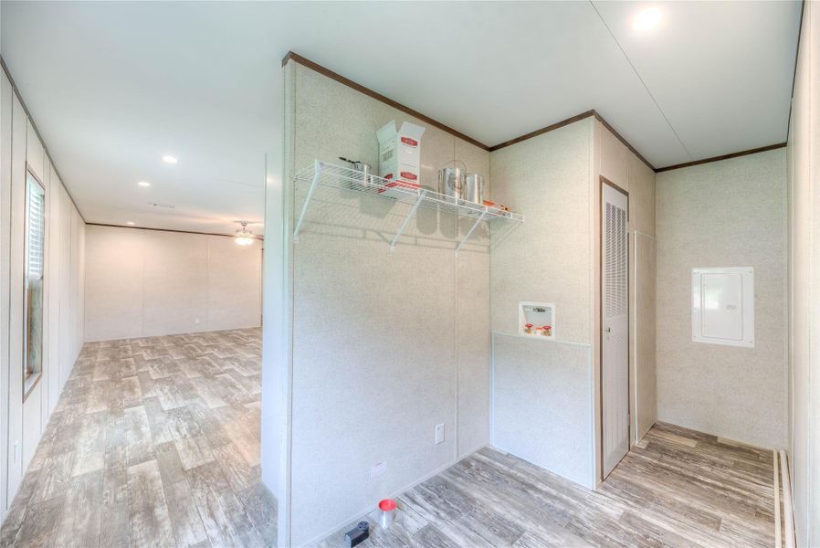 Spacious, unfurnished interior of a new home in , Livingston (Image 18).