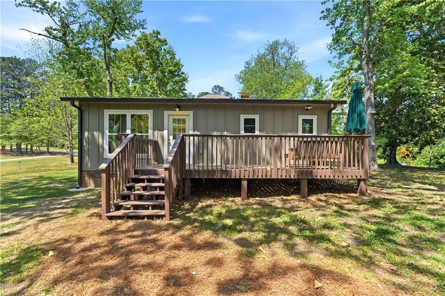 Exterior details and patio area of a home in , Winston (Image 21).