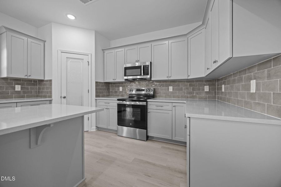 14-web-or-mls-6S8A6958