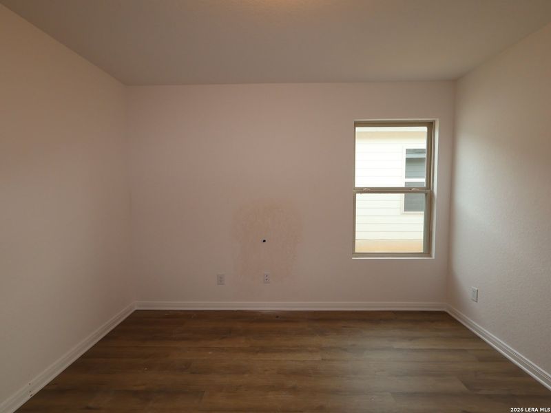Spacious, unfurnished interior of a new home in Agave, San Antonio (Image 19).