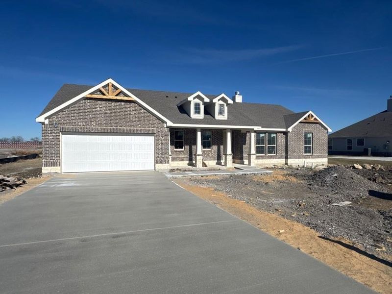 Image 14 of a home in Fairview Meadows.