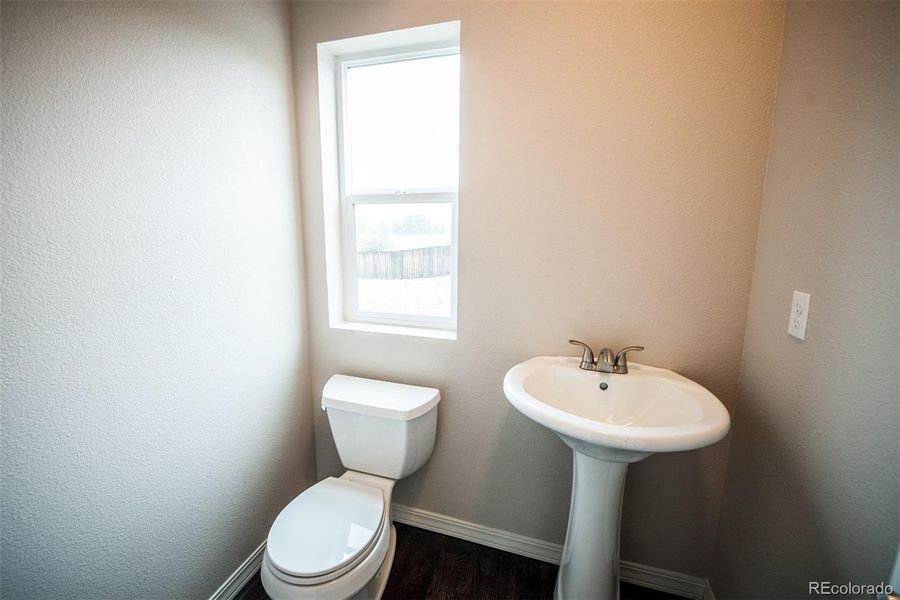 Image 28 of a home in .