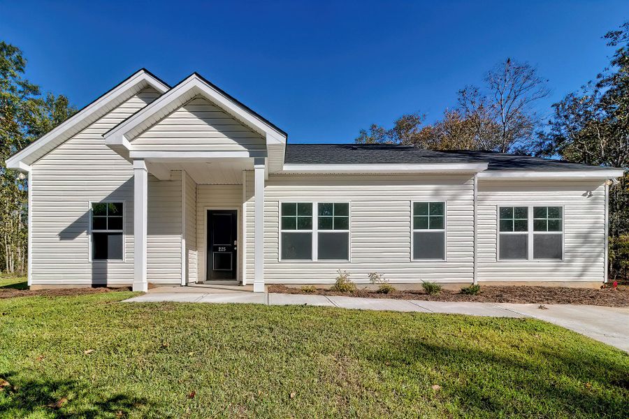 Exterior details and patio area of a home in , Orangeburg (Image 18).