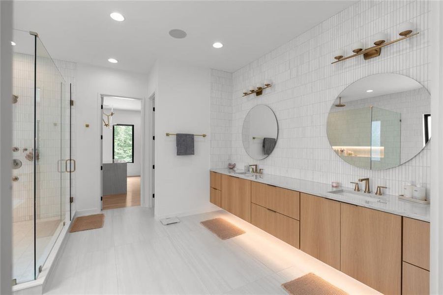 Furnished interior view inside a new home in , Atlanta (Image 43).