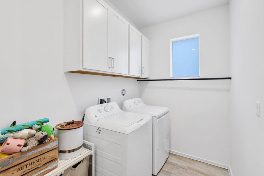 Furnished interior view inside a new home in , Loxahatchee (Image 7).
