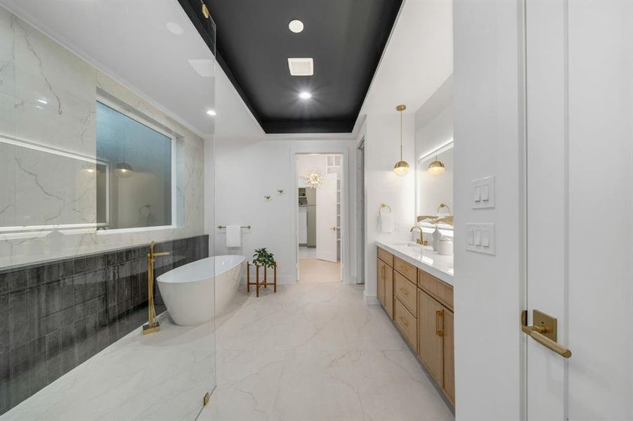 Furnished interior view inside a new home in , Dallas (Image 18).