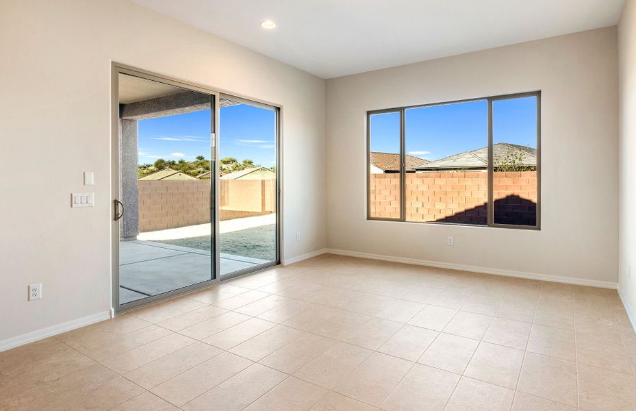 Spacious, unfurnished interior of a new home in Vistoso Canyon Estates, Oro Valley (Image 19).
