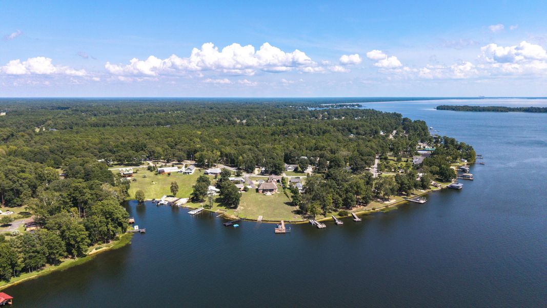 Image 37 of a home in .