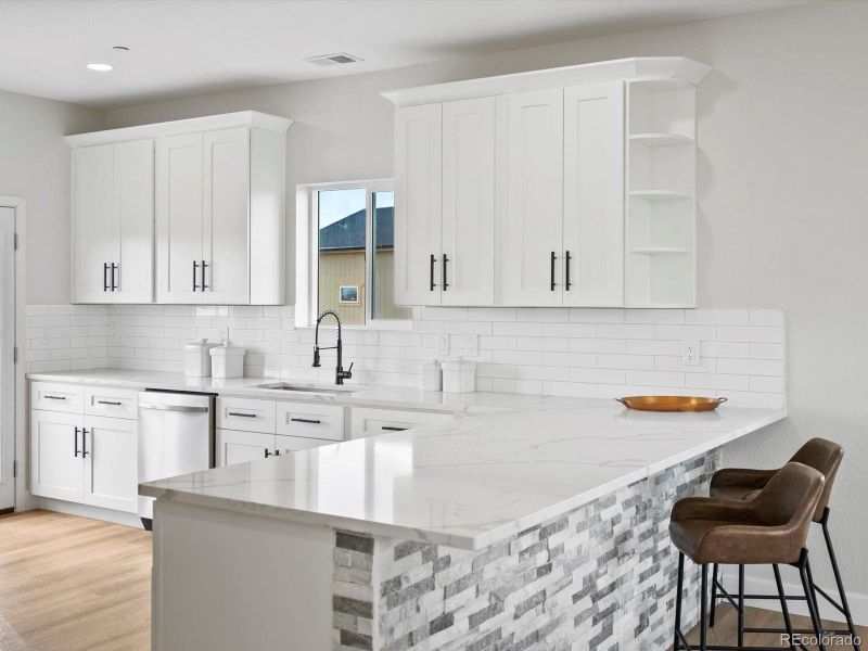 Furnished interior view inside a new home in , Strasburg (Image 26).