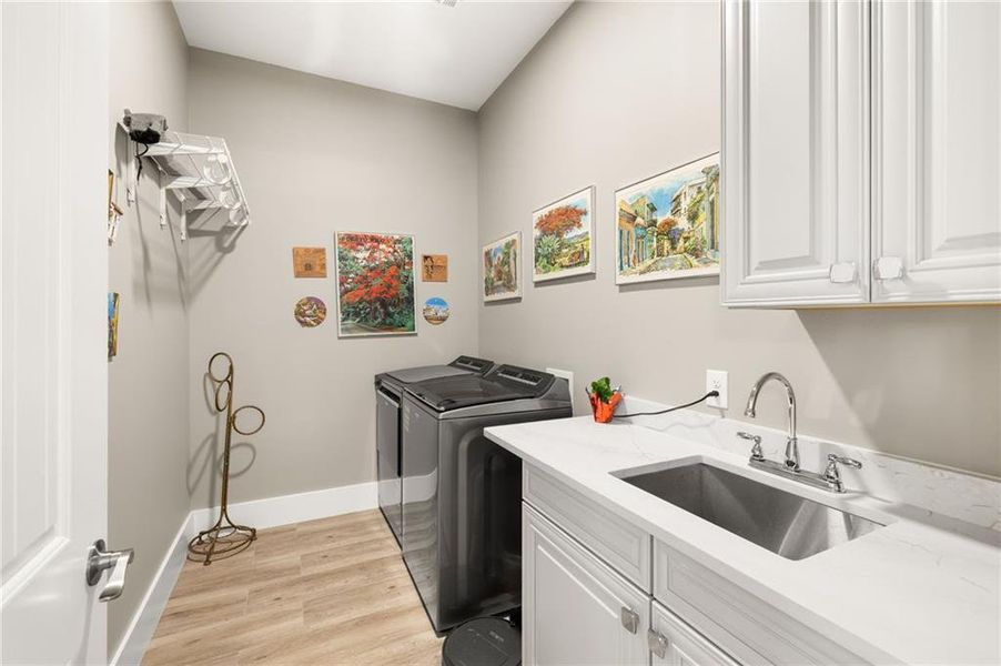 Furnished interior view inside a new home in , Jefferson (Image 38).