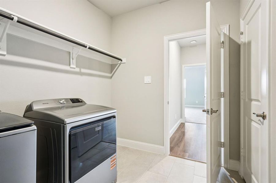 Furnished interior view inside a new home in Lakehaven - Premier Series, Farmersville (Image 9).