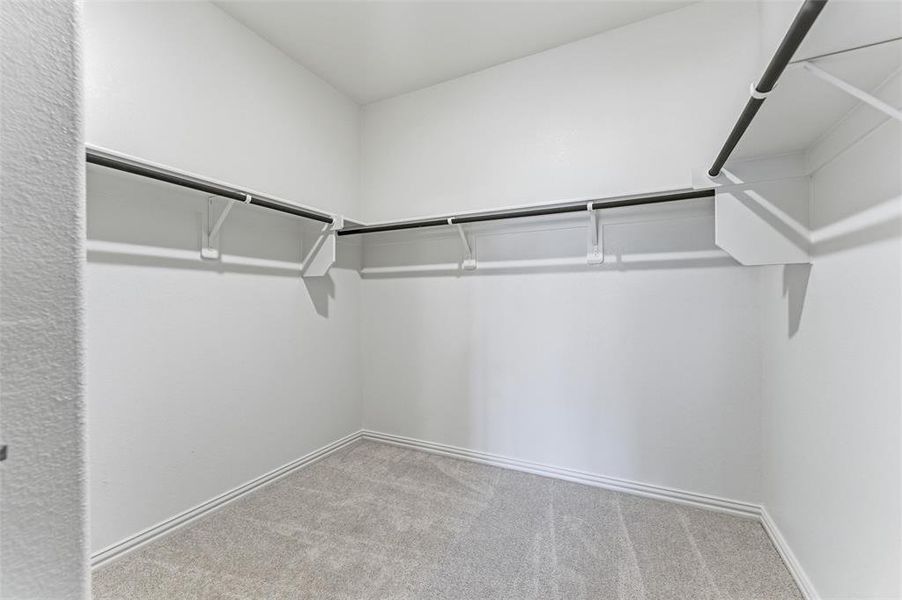 Spacious, unfurnished interior of a new home in Liberty Pointe, Gainesville (Image 14).