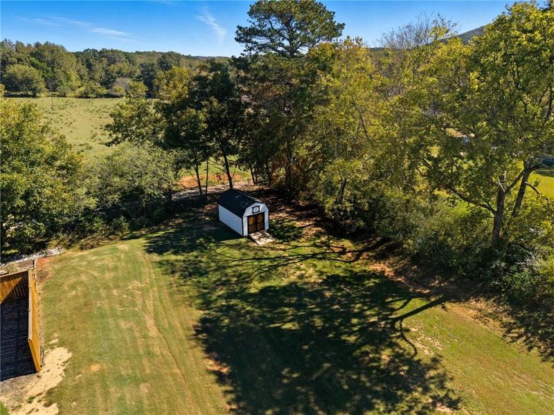 Natural landscape and outdoor views near in Jasper (Image 28). Natural landscape and outdoor views near in Jasper (Image 28).