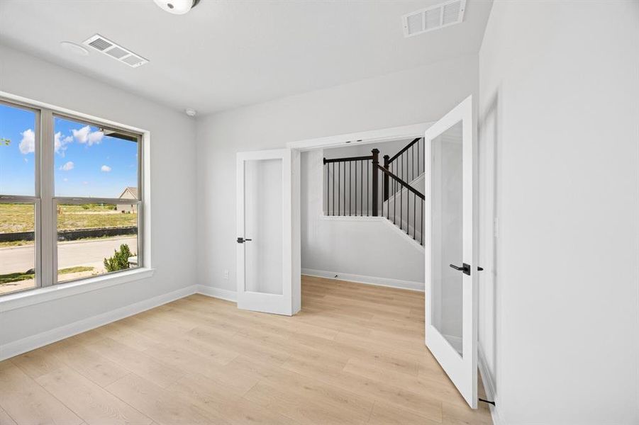 Spacious, unfurnished interior of a new home in Talia – Cottage Series, Mesquite (Image 19). Spacious, unfurnished interior of a new home in Talia – Cottage Series, Mesquite (Image 19).