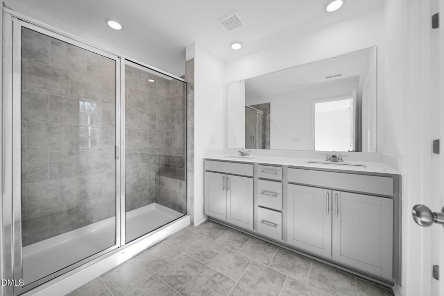 SUN_Everlee_Pic_CarsonII_QMI_260_Owners_