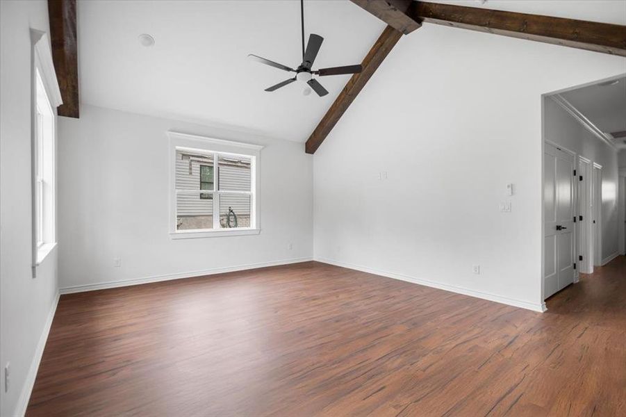 Spacious, unfurnished interior of a new home in , Tyler (Image 22).