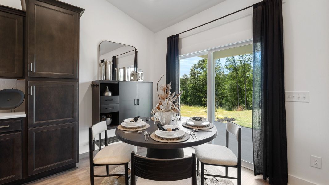 Furnished interior view inside a new home in Woodglen, Piedmont (Image 8).