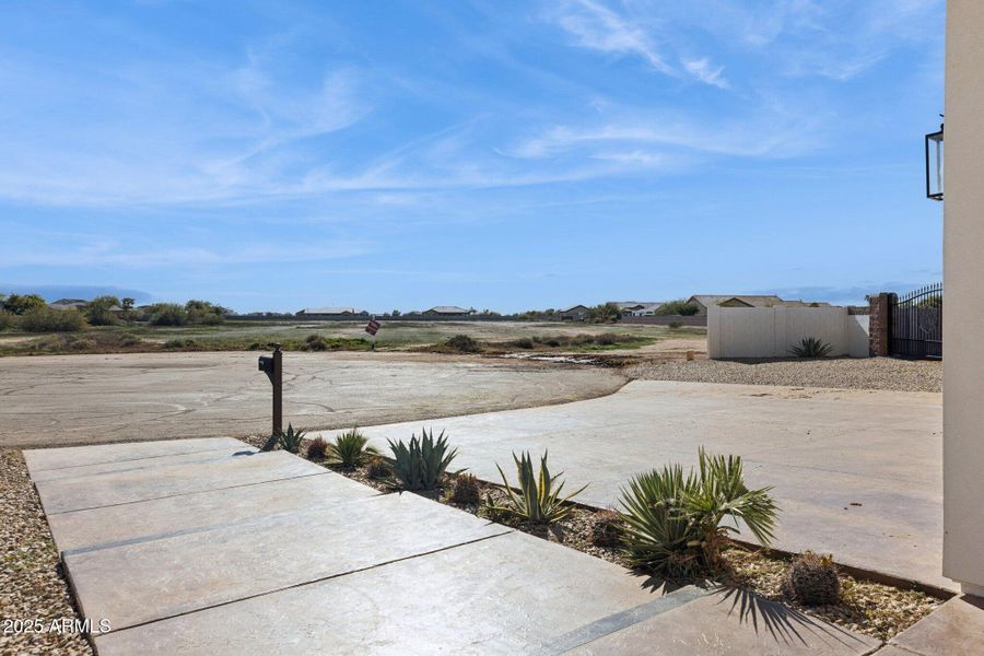 7-web-or-mls-6786-w-palomino-wy 7-web-or-mls-6786-w-palomino-wy