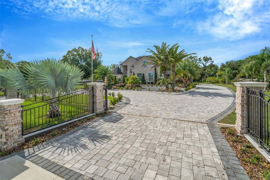 Front exterior of a new home in , Lakeland, FL, highlighting curb appeal (Image 27). Front exterior of a new home in , Lakeland, FL, highlighting curb appeal (Image 27).