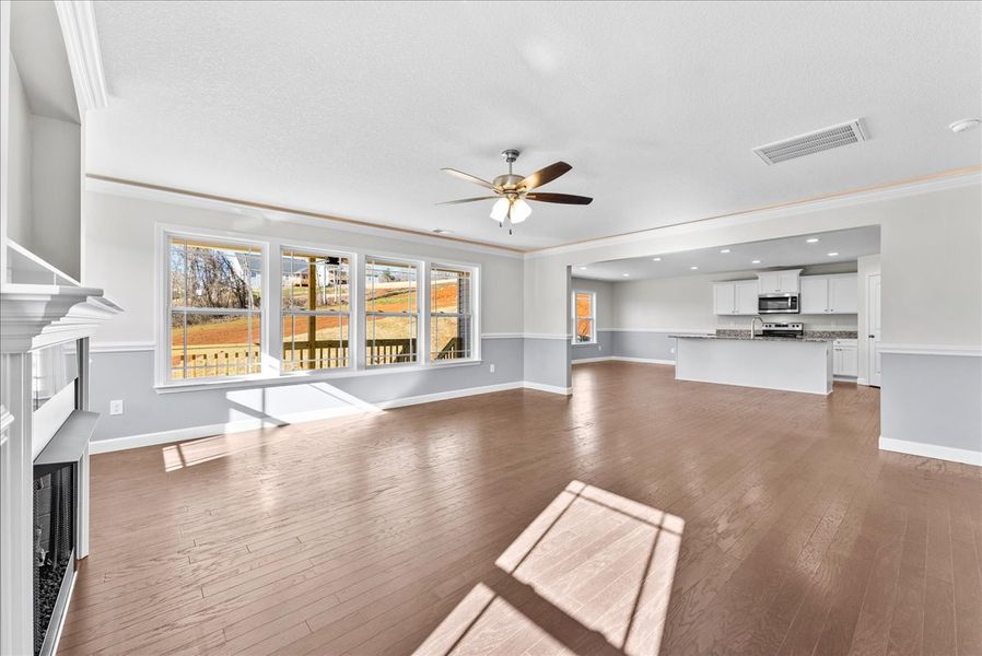 Representative unfurnished interior of a home built from the Emilia by Enchanted Homes in Guadalupe Heights, Seguin (Image 18).