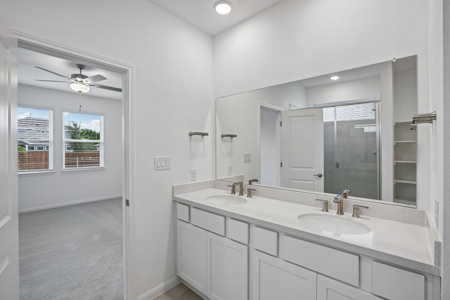 Furnished interior view inside a new home in Lisso, Pflugerville (Image 9).