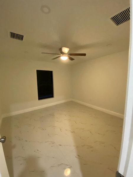 Spacious, unfurnished interior of a new home in , Indiantown (Image 28).
