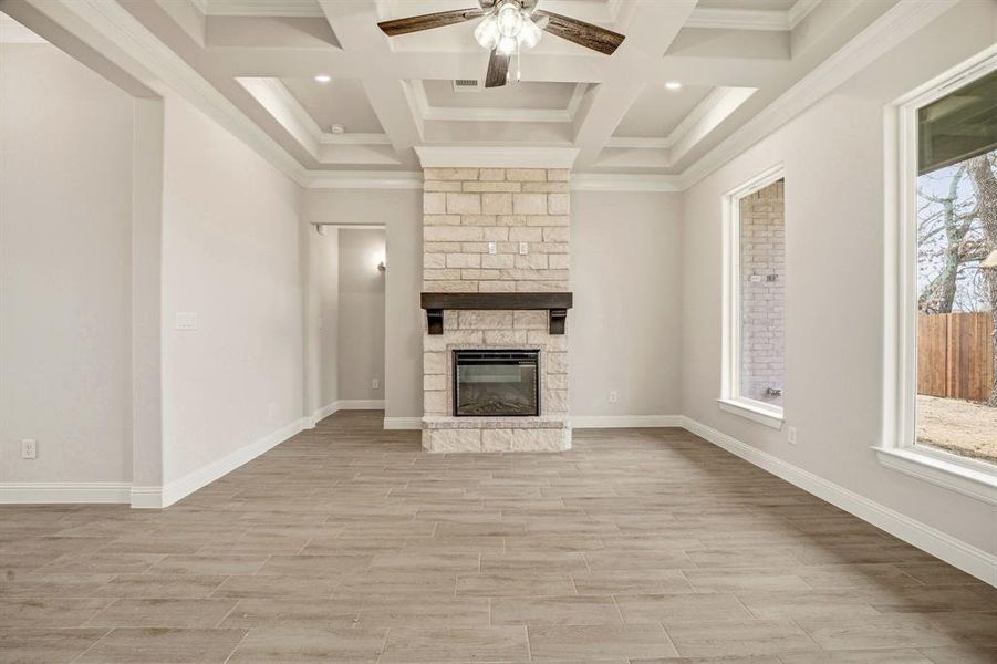 Spacious, unfurnished interior of a new home in , Tolar (Image 20).